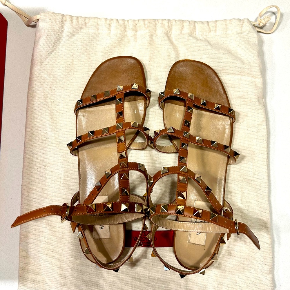 Valentino Rockstud Sandals. Size 38.5